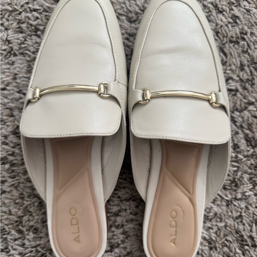 Aldo Women's Off-White Loafers with Gold Accent